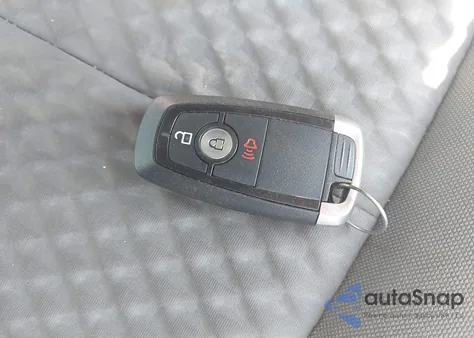 2020 Ford Escape Se z USA, uszkodzony, nr VIN 1FMCU9G69LUA90483